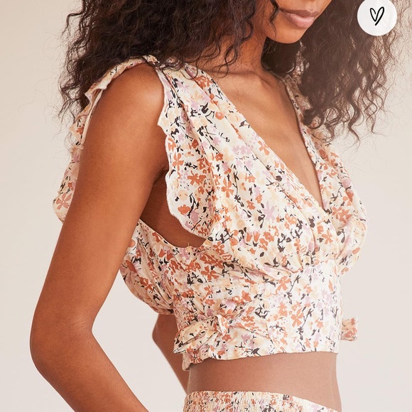 Free People Tops - Free People Pretty Daze Crossover Ballet Wrap Crop Top Ivory